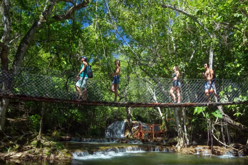 cachoeiras-serra-da-bodoquena-trilha