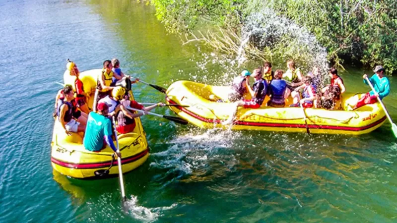 Semana Do Saco Cheio Em Bonito Passeio De Bote