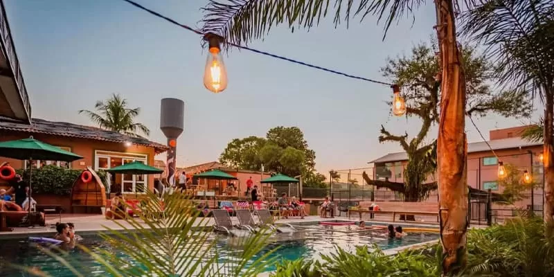 Hotel Selina Em Bonito Piscina