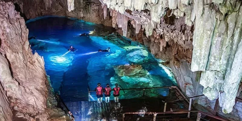 Flutuação Gruta do Mimoso em Bonito MS - Acqua Viagens