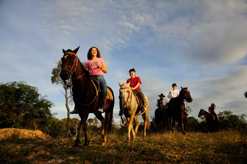 Passeio A Cavalo   Horseback Riding At Esta?ncia Mimosa   Beto Nascimento3