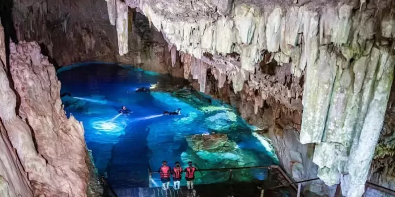 Flutuacao Gruta Do Mimoso Bonito Ms