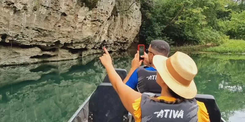 Flutuacao Rio Azul Bodoquena Ms Canions