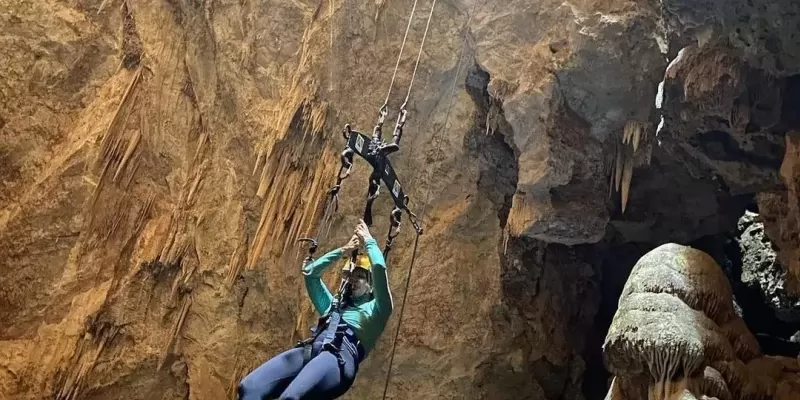 Abismo Anhumas Contemplacao Rapel Bonito Ms