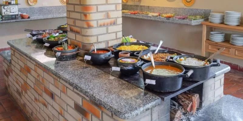 Almoço Fogão A Lenha Parque Das Cachoeiras Bonito Ms