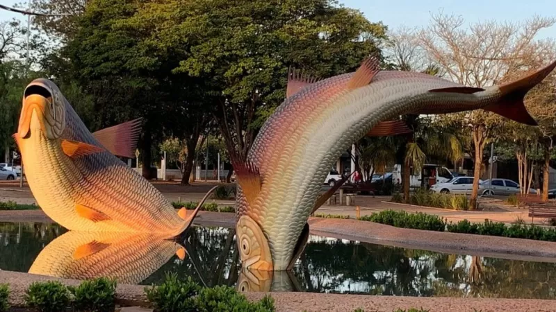 Praça Das Piraputangas (Praça Da Liberdade) (2)