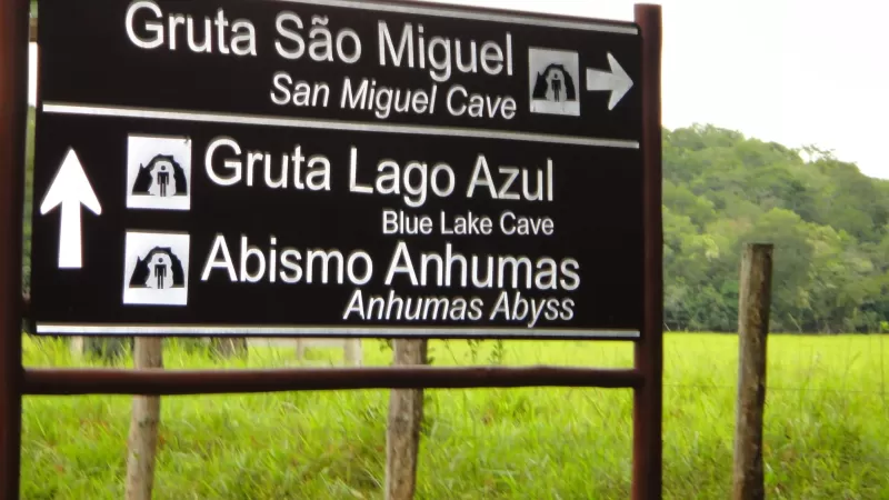 Onde Ir: Gruta Lago Azu, São Miguel Ou São Mateus?