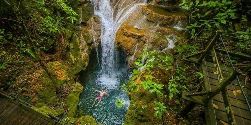 Cachoeira Boca Da Onça Em Bonito Ms Buraco Do Macaco