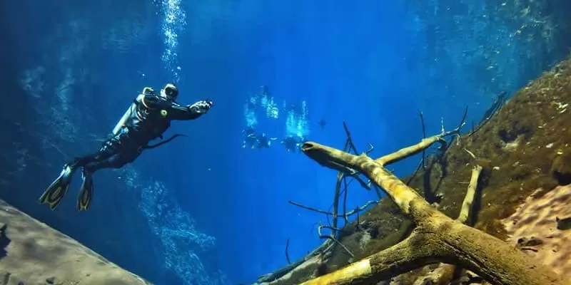 Lagoa Misteriosa Em Bonito Ms Mergulho