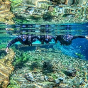 nascente-azul - aguas cristalinas