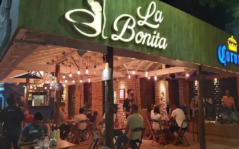 la-bonita